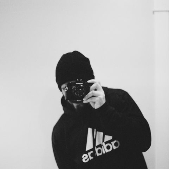 Meet your Posher, Theo - Picture 1 of 1